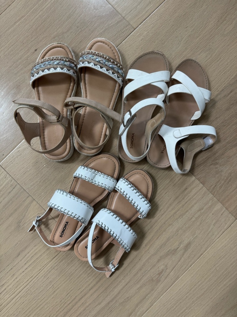 Sonoma girls Mixed White and Tan Sandal Trio